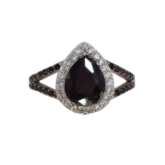 NWOT Fragrant Jewels Black Pear Cut Halo Ring Size 8 US - Picture 1 of 5